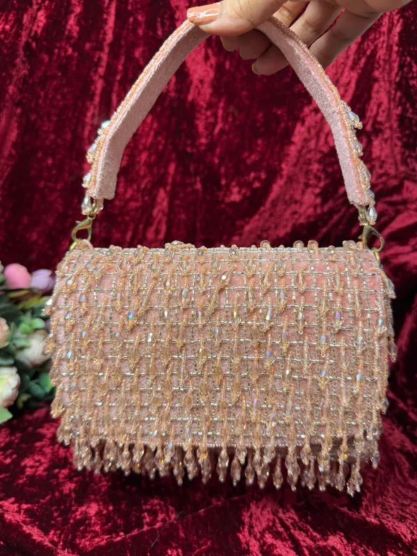 Crystal_Tassel_Love